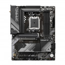 PC Gamer NV5 Black Raphael