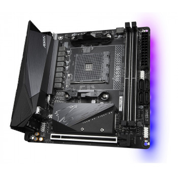 GIGABYTE B550I AORUS PRO AX